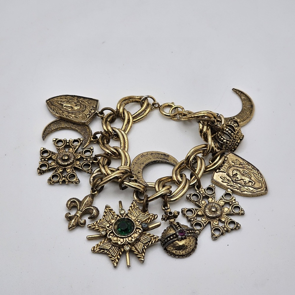 Vintage Chunky French Etruscan Matte Gold Toned Charm Bracelet Estate